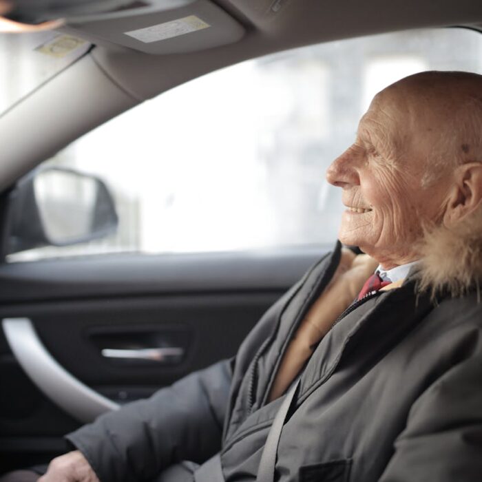 Viaggi in auto con parenti anziani