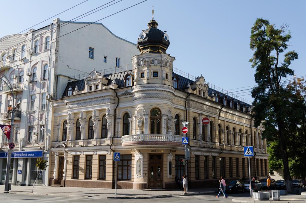 Rostov-on-Don and its football atmosphere