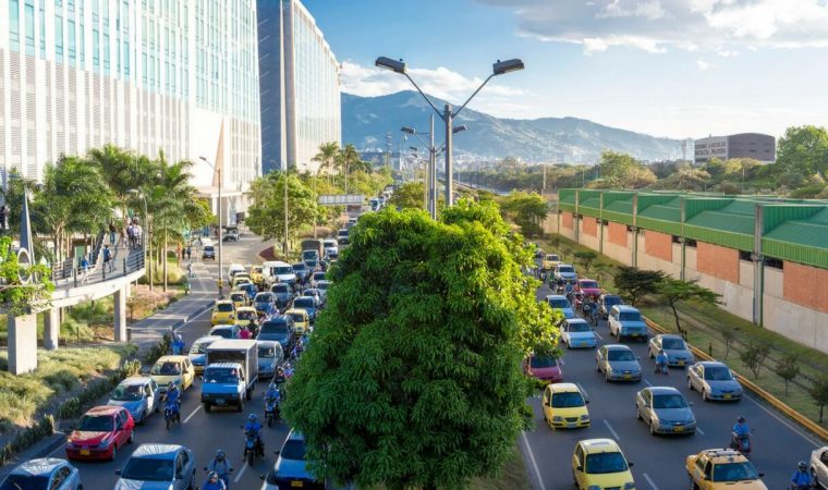 Hogyan Tedd Le a Vezetői Vizsgát Kolumbiában: Teljes Útmutató 2026
