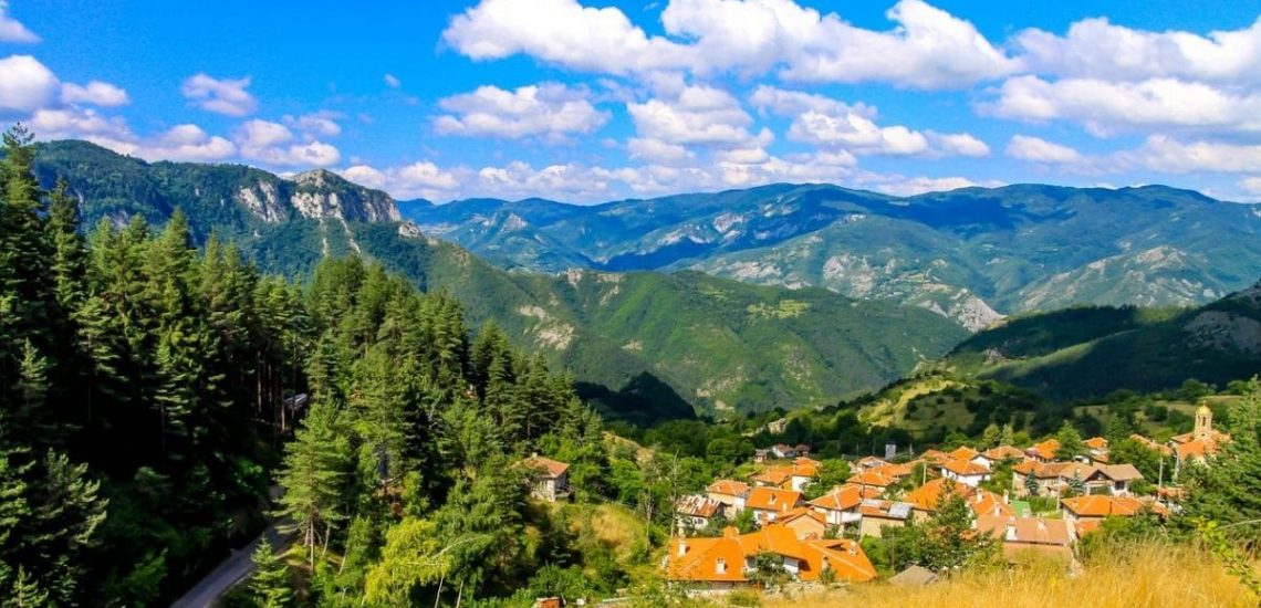 Lugares que ver mientras conduce a través de Bulgaria