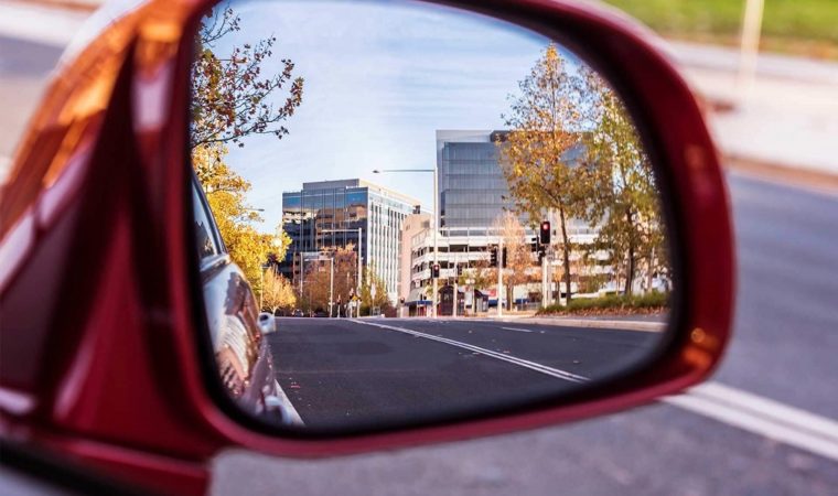 कार मिररहरू