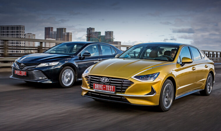 Hyundai Sonata 2.5 vs Toyota Camry 2.5: Koju srednju limuzinu biste trebali kupiti?