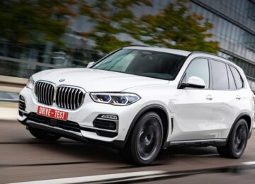 Test BMW X5 xDrive45e: Aké je to jazdiť na plug-in hybride od BMW