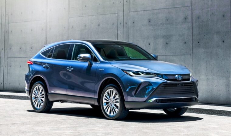 Léirmheas ar an Toyota Venza 2023: Cén fáth nach féidir leis an gcrosfheithicil hibrideach seo an RAV4 a shárú fós