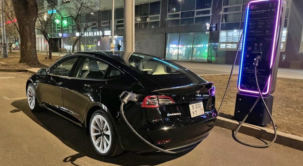 Tesla Deneyimi Üçüncü Bölüm: Samimi Bir Yansıma