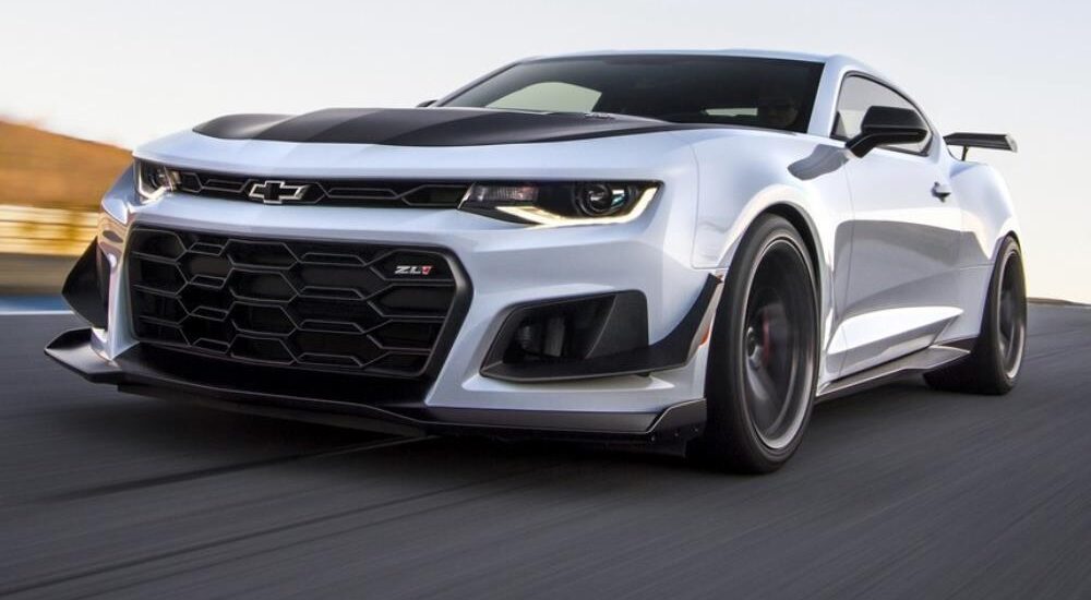 Chevrolet Camaro ZL1 1LE: потужний автомобіль, готовий до треків, представлений на NASCAR