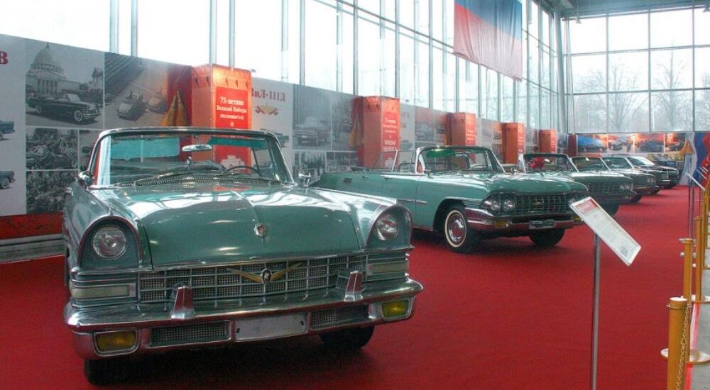 The 29th Oldtimer Gallery: Moscow’s Vintage Car Show Defies the Odds