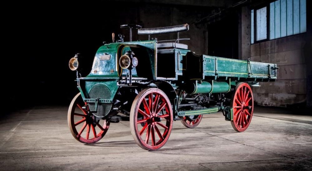 The Kardan-Lastwagen: One of the Oldest Surviving Daimler Trucks