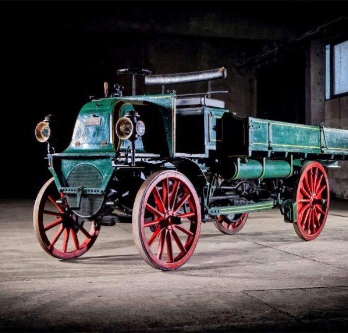 The Kardan-Lastwagen: One of the Oldest Surviving Daimler Trucks