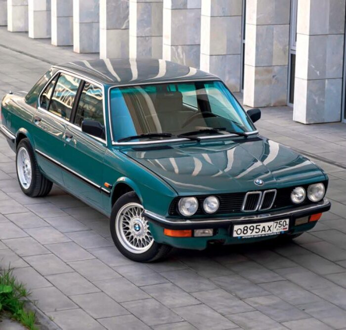 BMW E28: Life with a Classic Car in Russian Reality
