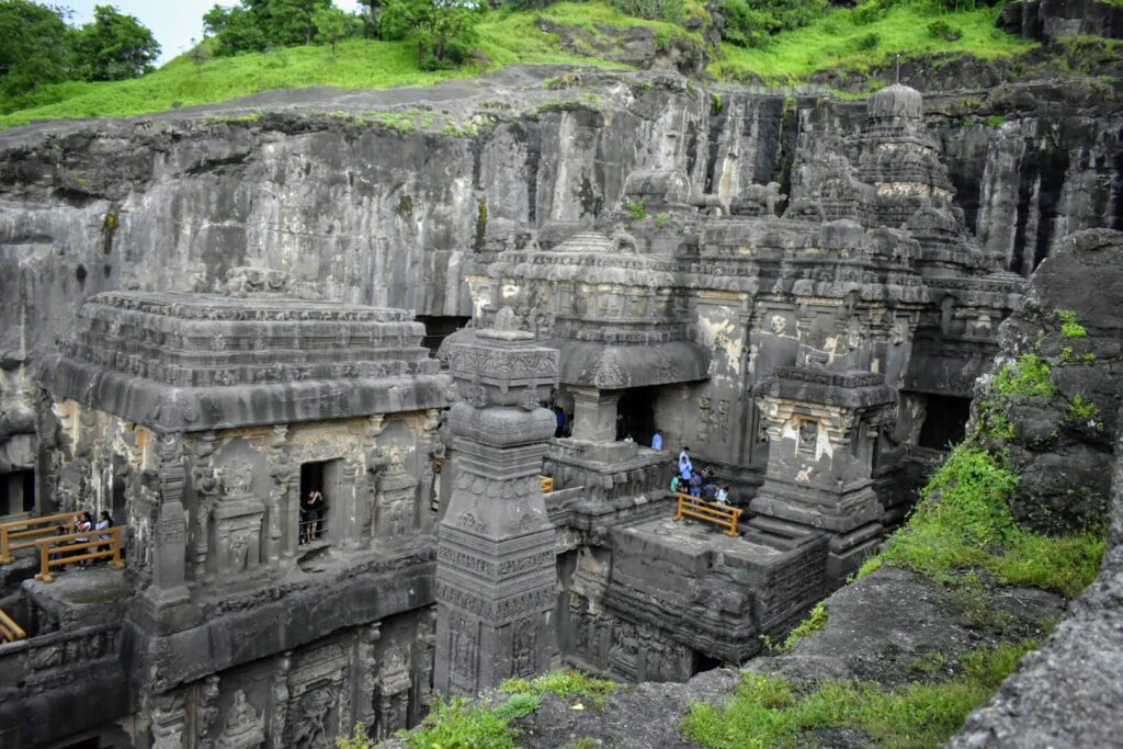 Qiz va uning bobosi jinsiy aloqada bolishini onlayn tomosha qiling.