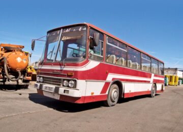 Time Capsule: An Express Retro-Test of the Ikarus-255 Bus with an Unusual Destiny