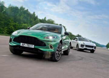 Aston Martin DBX vs Porsche Cayenne S Coupe: Bài kiểm tra so sánh SUV hạng sang đỉnh cao