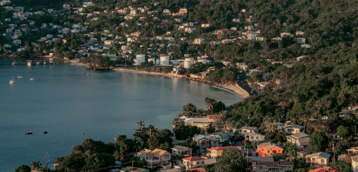 L-Aqwa Postijiet biex Iżżur fil-Grenada