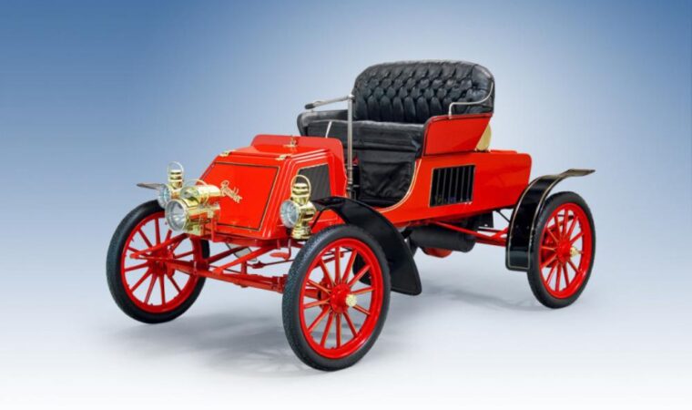The Rambler Model C 1902: From Bicycles to Automobiles — The Story of Thomas Jeffery's Pioneering Car
