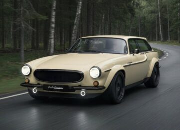 The Volvo P1800 ES Three-Door Estate Is Back as a Stunning Restomod
