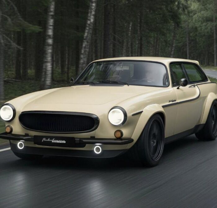 The Volvo P1800 ES Three-Door Estate Is Back as a Stunning Restomod