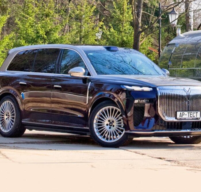 Voyah Taishan Review: The Chinese Flagship Hybrid SUV That Made Me Carsick