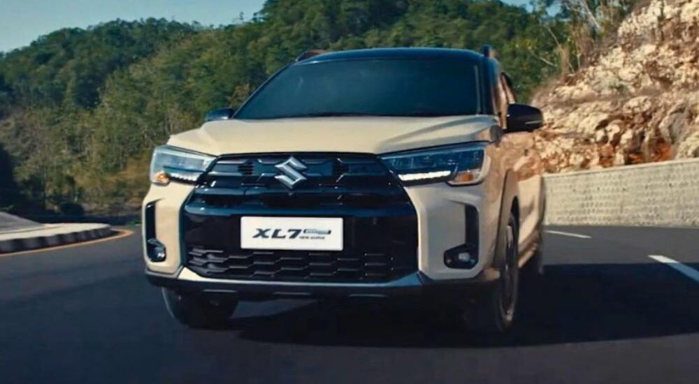 Suzuki XL7-ի թարմացված տարբերակը ներկայացվեց. կրոսովեր-ֆուրգոնը ստացավ նոր տեսք և տեխնոլոգիաներ